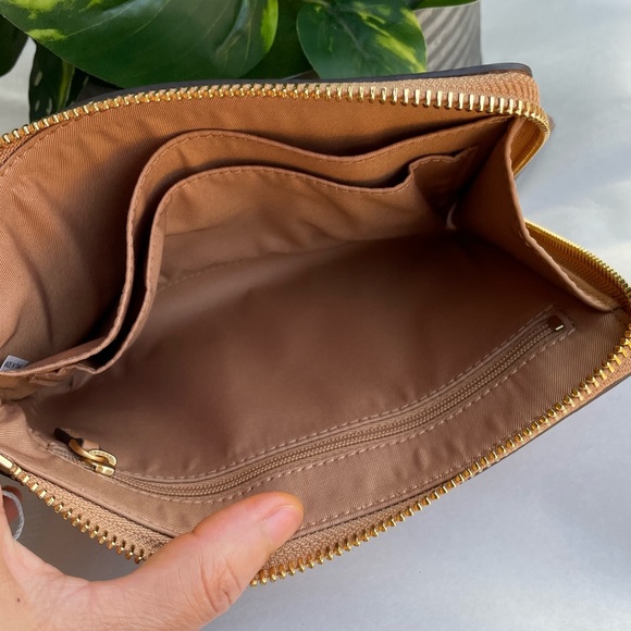 New, authentic britten large zip pouch - Picture 5 of 12